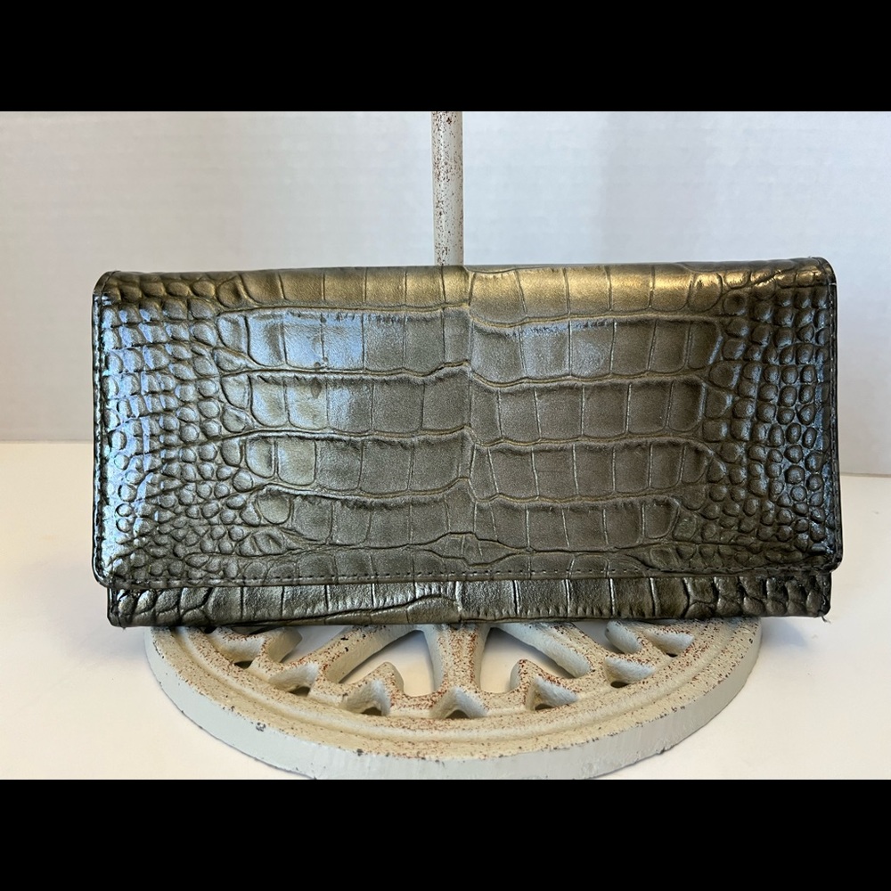 Nordstrom leather crocodile embossed wallet